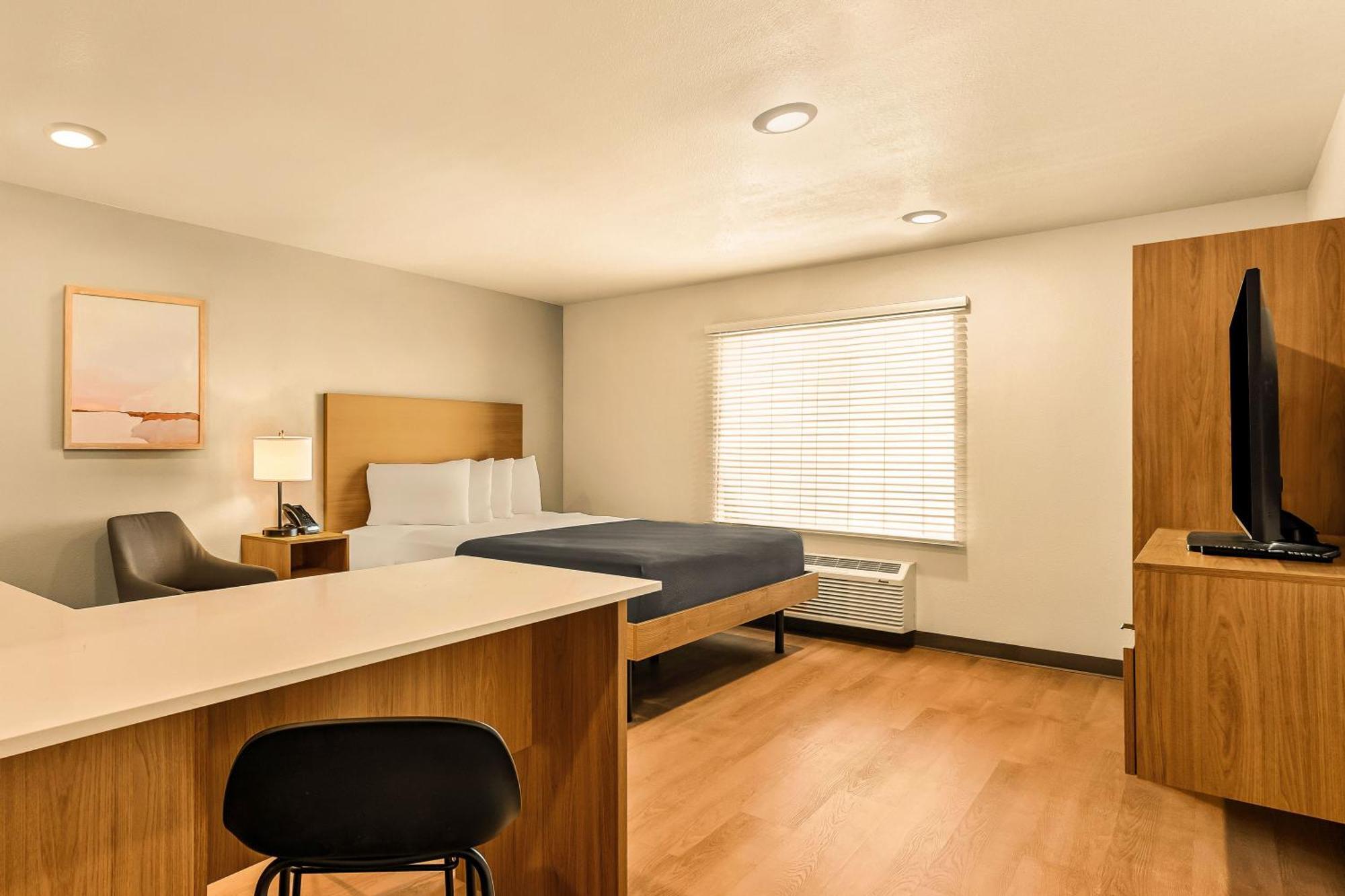 Livaway Suites Salt Lake City- West Jordan Exterior photo